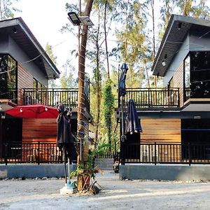 Reddoorz @ Dolce Cabanas Beach Resort